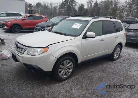 2012 Subaru Forester 2.5X Premium из США, поврежденный, VIN JF2SHADC4CH422503